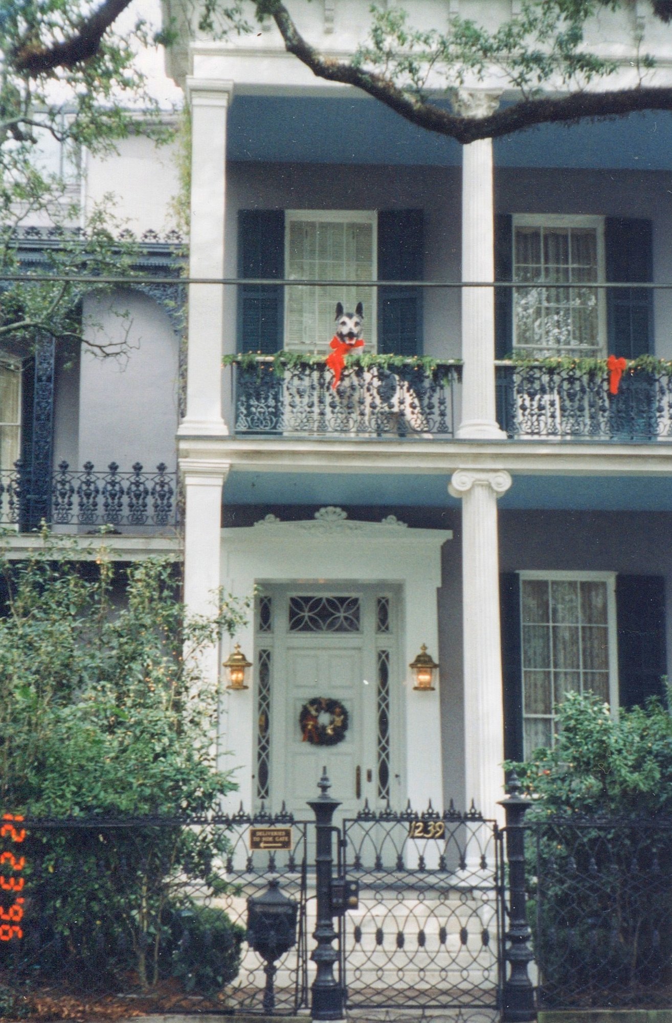 New Orleans is home to 18 historic districts including:
